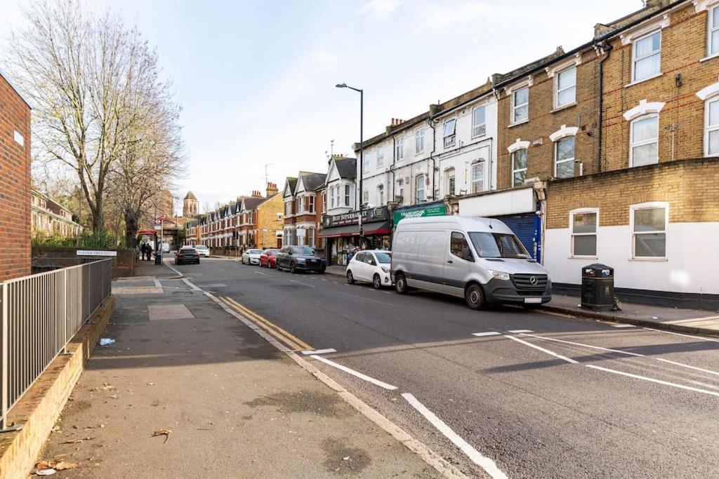 Parkside Stay North London - Victoria Line Exterior photo